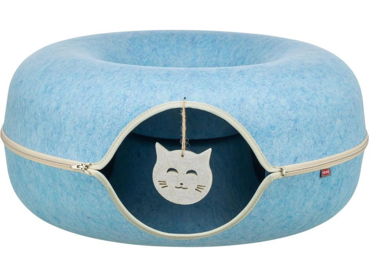 Blå Trixie Play Donut kattetunnel i filt (Ø60 cm) med beige glidelås og hengende katteleke.