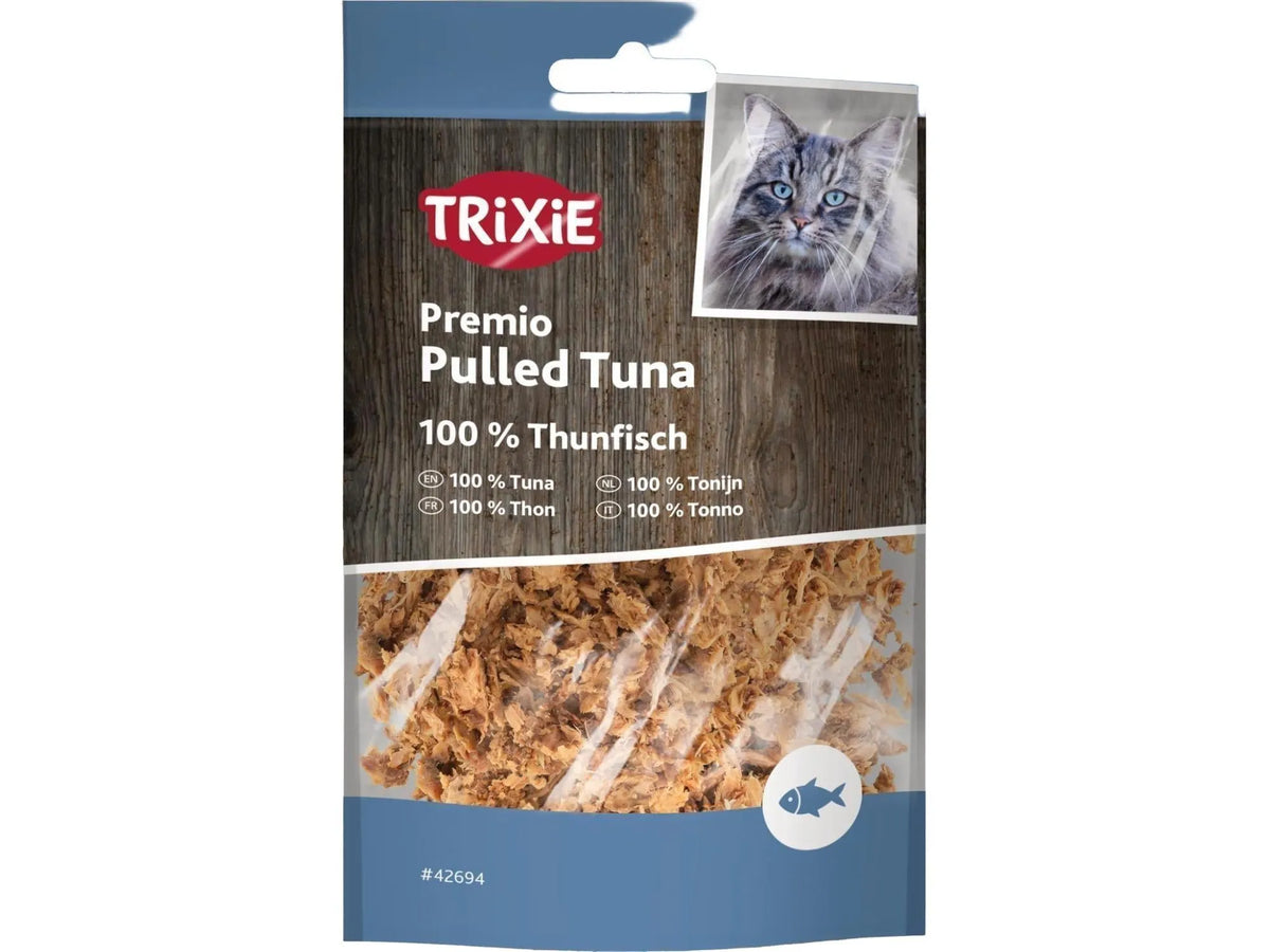 Trixie Premio Pulled Tuna kattegodbiter i en brun og gjennomsiktig pose med bilde av en katt.