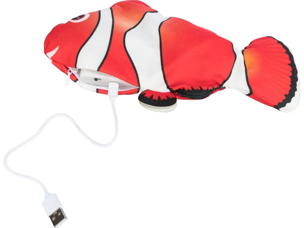 Rød og hvit plysj klovnefisk katteleke, 26 cm, med åpen glidelås og hvit USB-ladekabel.