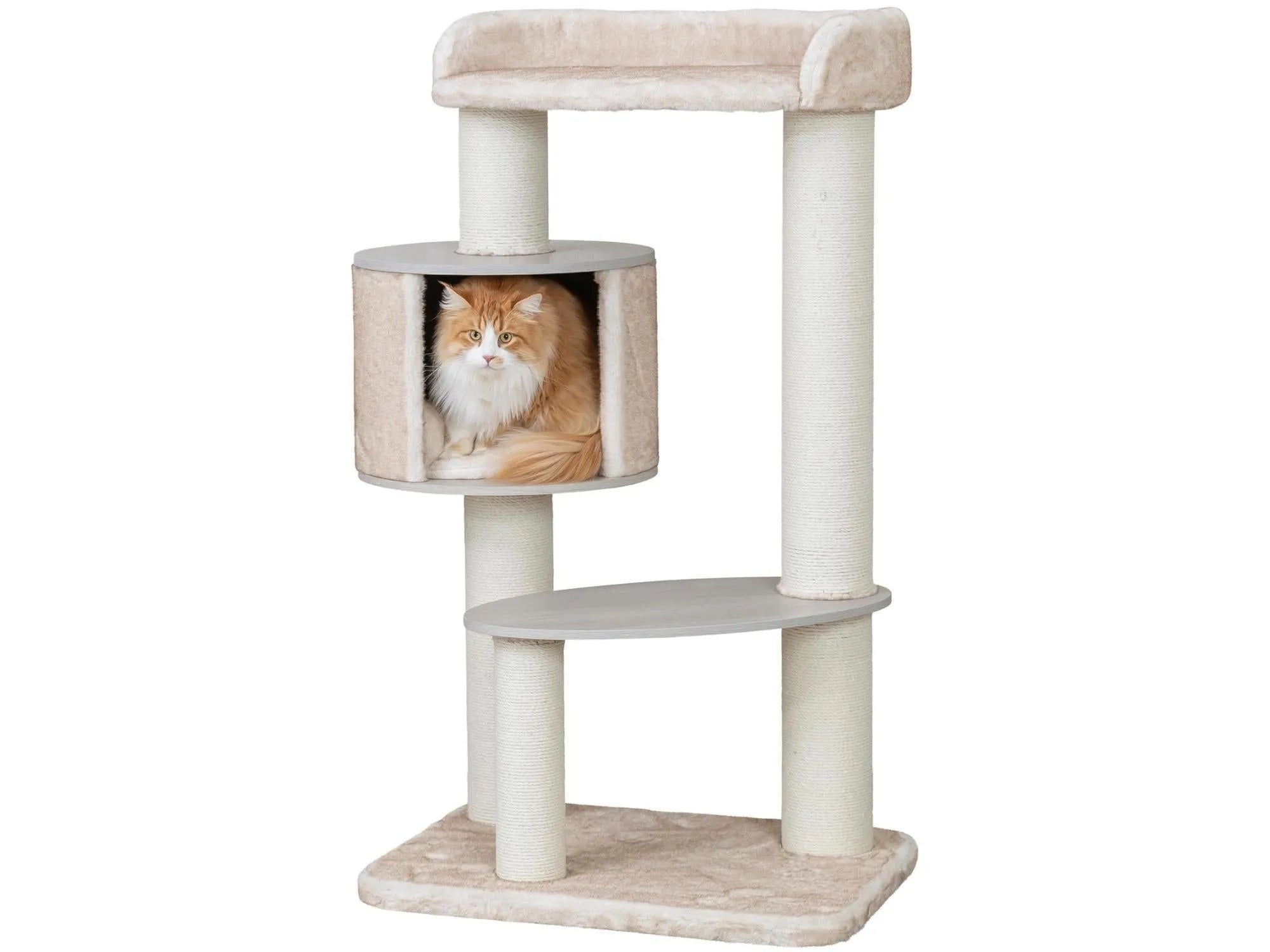 Trixie XXL Kiara kattetre i beige med sisalstolper, flere nivåer, hule og en oransje katt.