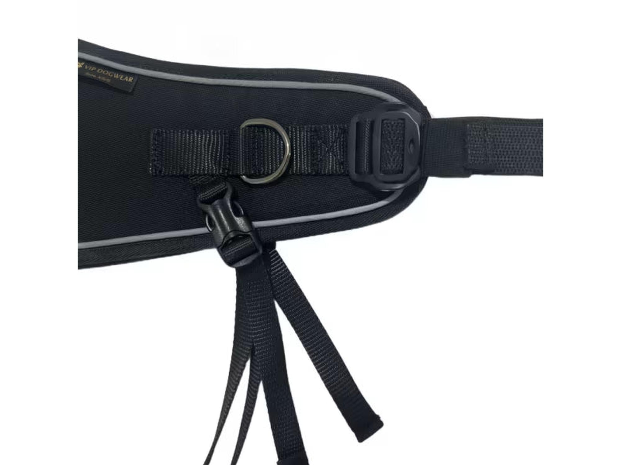 VIP Hiking Belt 2.0, svart ergonomisk turbelte med refleksdetaljer og justerbare stropper.