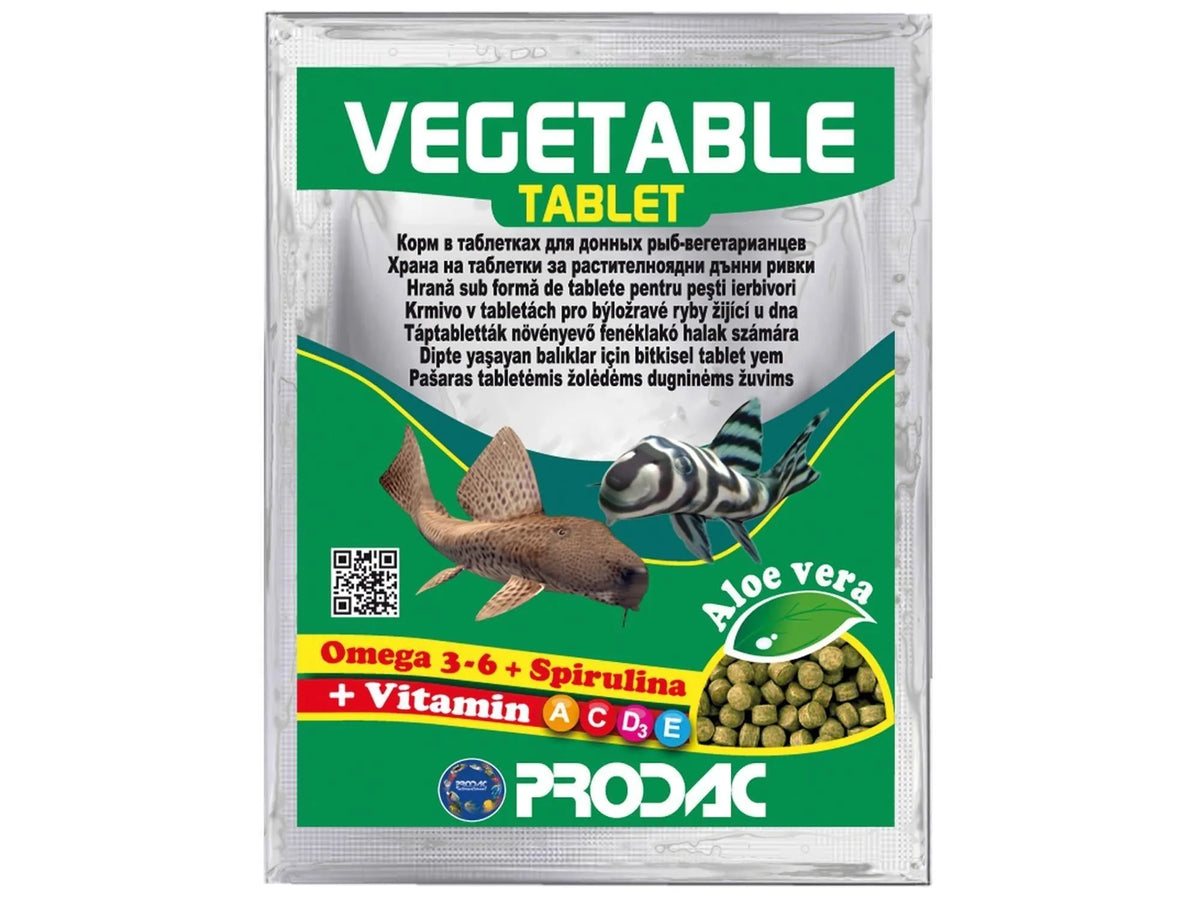 Prodac Vegetable Tablet fish food in a green and white pouch with two fish, "Aloe vera", and "Omega 3-6 + Spirulina + Vitamin A C D3 E" text.