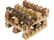 En stabel med Veggie Jaw Bone Denta Fun tyggebein i ulike naturlige, marmorerte farger.