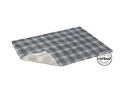 VetBed Nonslip liggematte med grått tartanmønster.