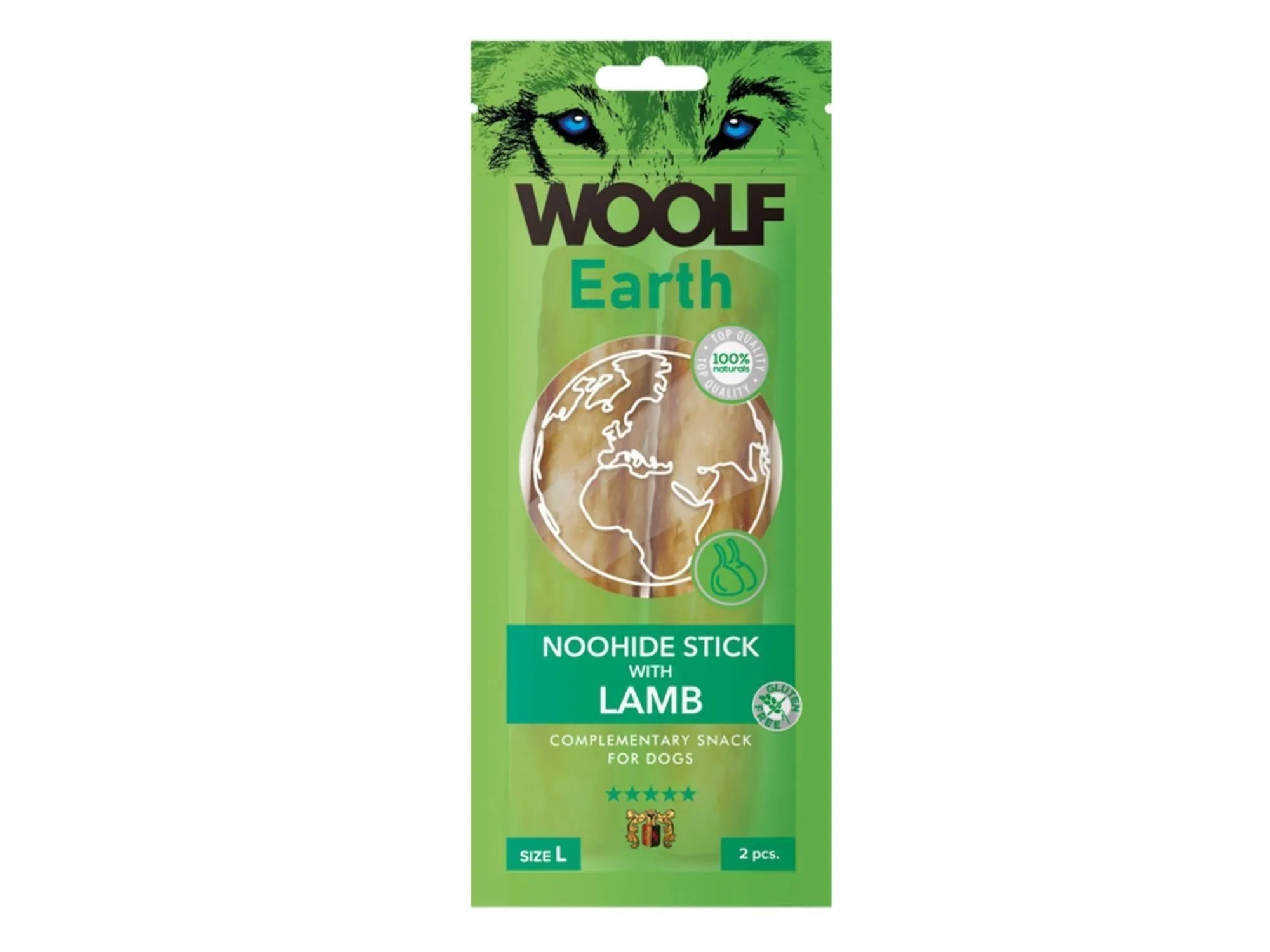 Grønn pakke med Woolf Earth Noohide Stick With Lamb, to lysebrune tyggepinner for hund, størrelse L.