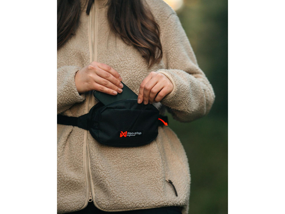 Non-stop dogwear Trail quest fanny pack magebelte – Svart