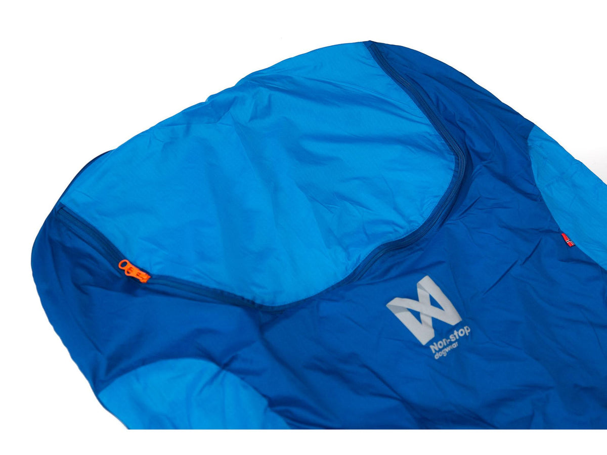 Non-stop dogwear Ly sleeping bag sovepose – Blå