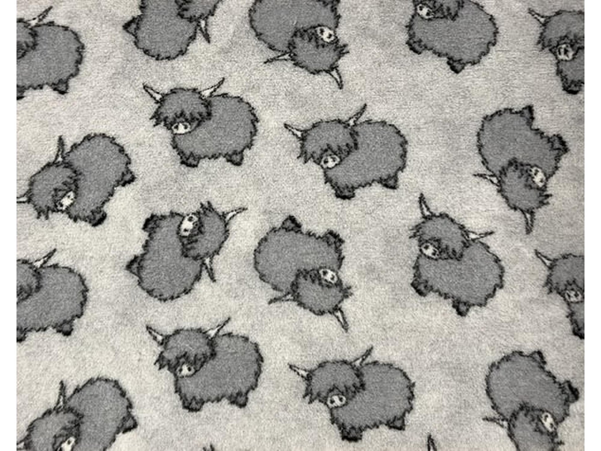 VetBed Nonslip liggematte 100x150 cm med highland-kyr på grå bunn.