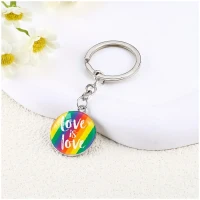 Nøkkelring "love is love" PRIDE